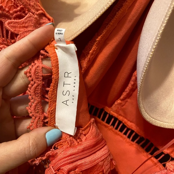 Astr the Label Lace Dress - Picture 3 of 3